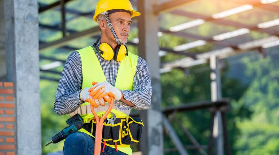 Expert Emergency Roof Repairs services in Mentor, OH